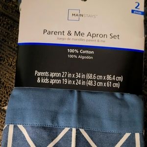 🚨Parent and me Apron sets